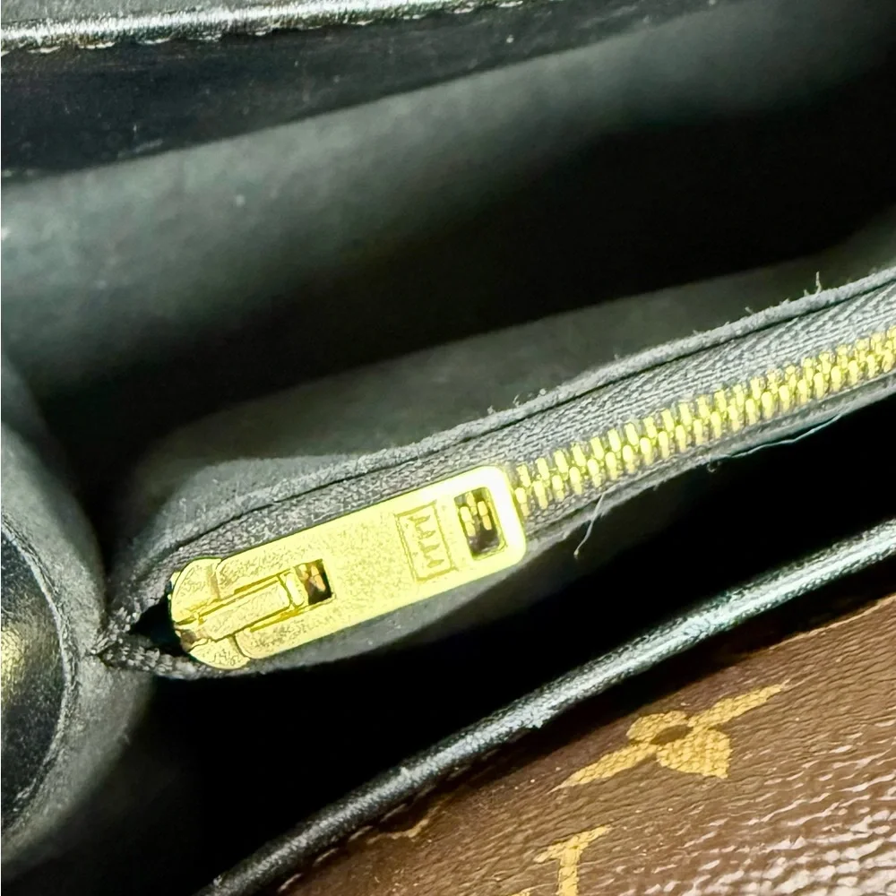 SOLD Louis Vuitton Black Calfskin & Brown Monogram Coated Canvas Double V Bag - Picture 17 of 17